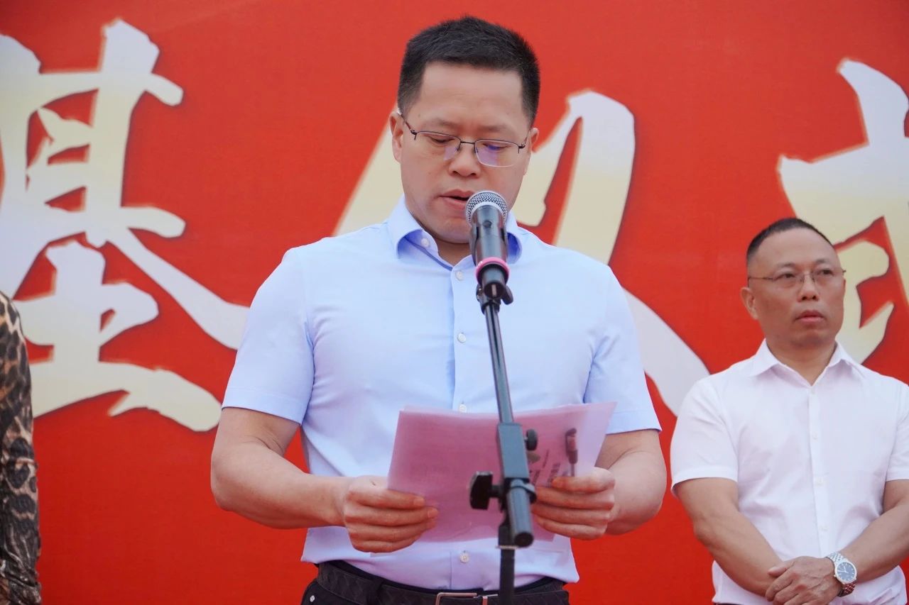 江西滕王阁药业有限公司新生产基地涤讪仪式圆满举行_龙八国际